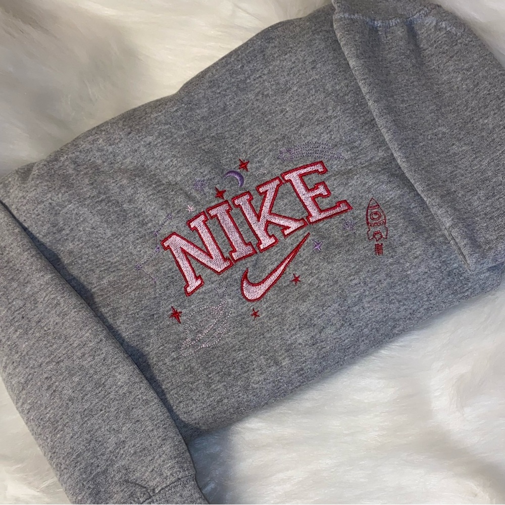 🚀Space Out Crewneck✨